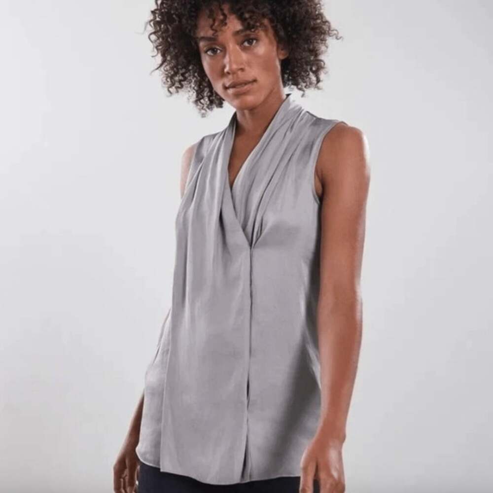 REISS Elvie Sleeveless Blouse Size 6 NEW Stonewash Gray Relaxed Fit $210 Silky